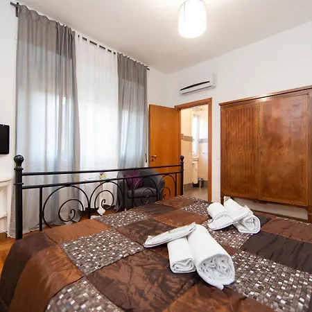 L'imperiale Romatrastevere Affittacamere 3*